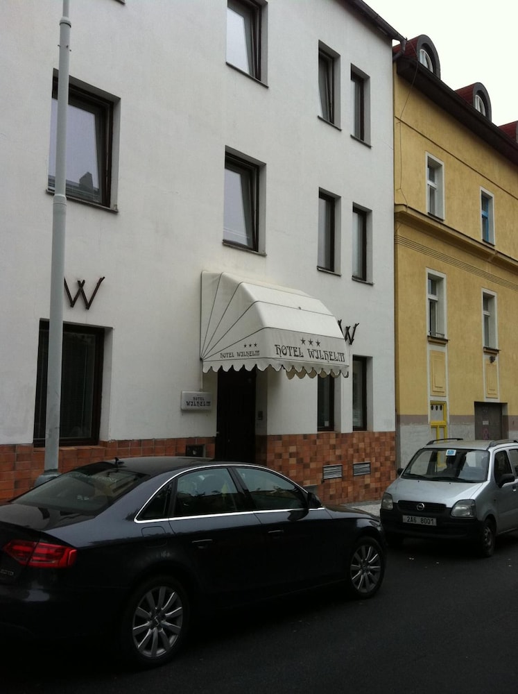 

Milano - Kněževes - Hotel Wilhelm