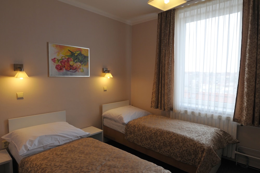 

Palermo - Praga, Aeroporto Václav Havel - Hotel Wilhelm