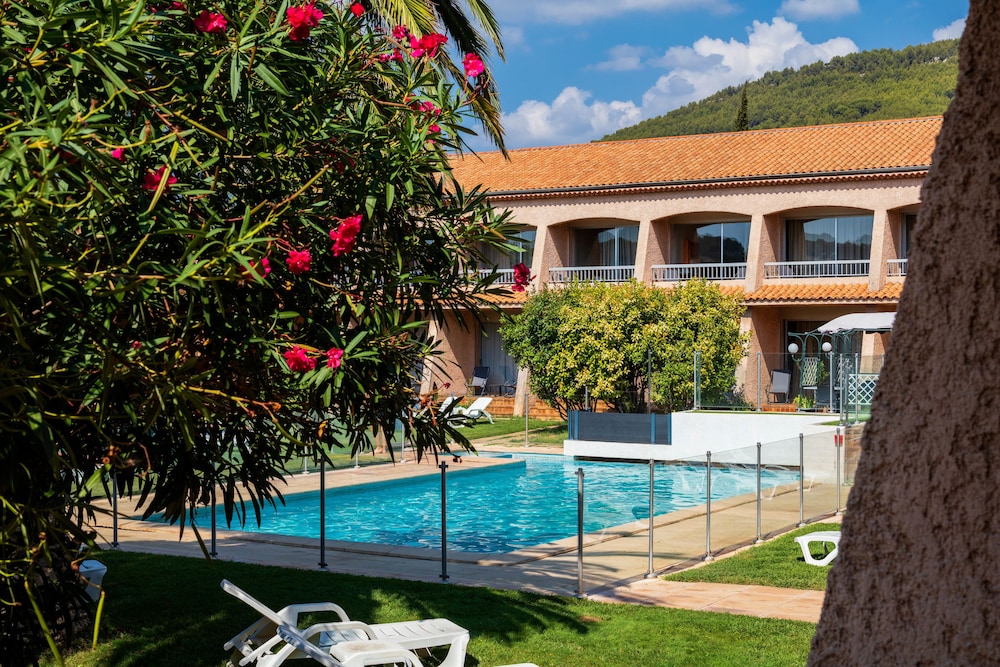 Noemys Toulon La Valette – Hotel restaurant avec piscine