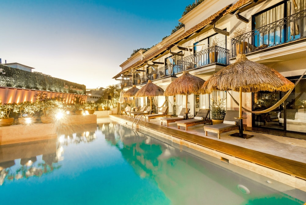 

Napoli - Playa del Carmen - Caribbean Paradise Hotel & Spa - 5th Avenue
