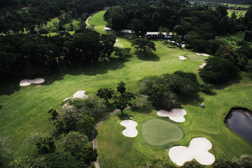 

Roma - Pacific Harbour - The Pearl South Pacific Resort