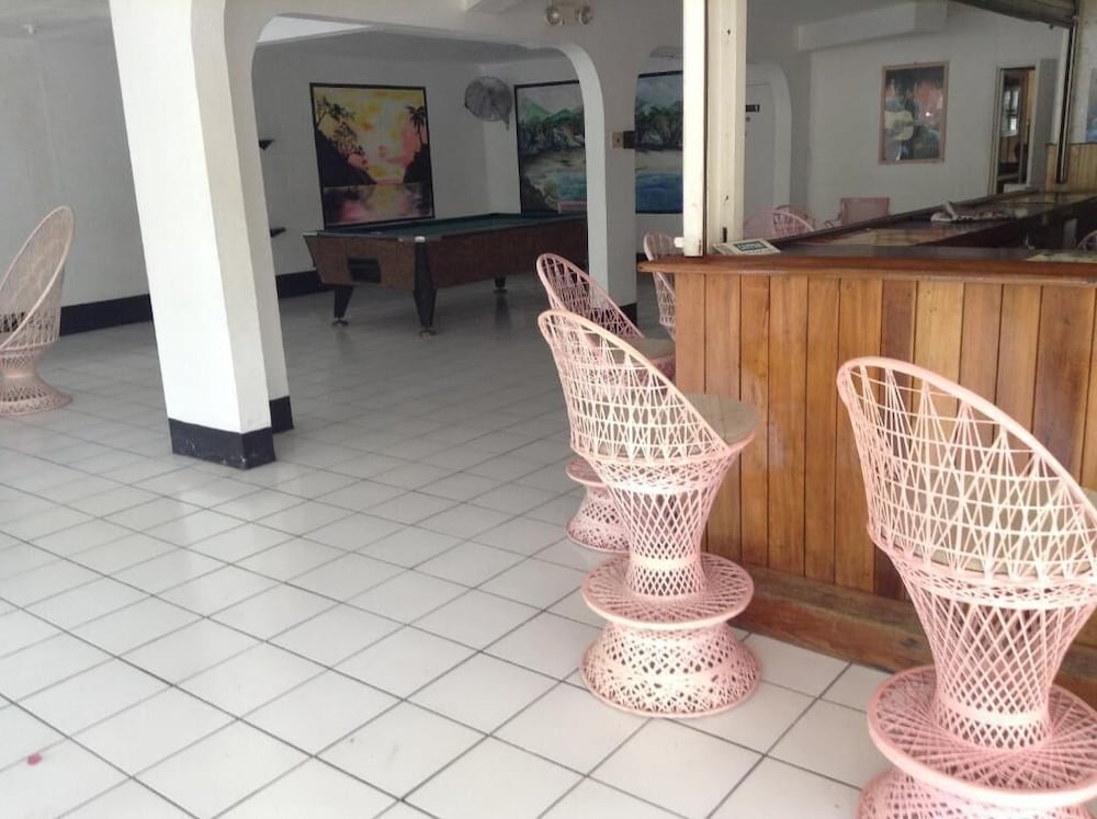 

Milano - Ocho Rios - Marine View Hotel