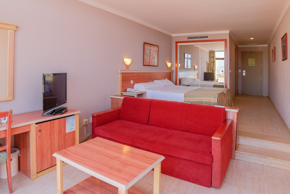 

Bari - Arrecife - Hotel Beatriz Playa & Spa