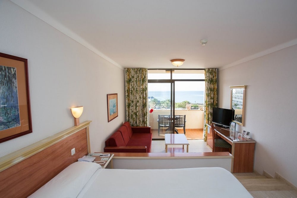 

Torino - Playa Honda (Lanzarote) - Hotel Beatriz Playa & Spa