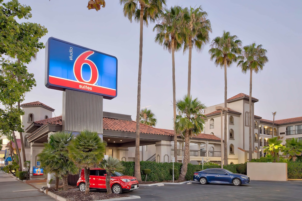 

Milano - Los Angeles (CA) - Studio 6 Suites Lawndale, CA South Bay