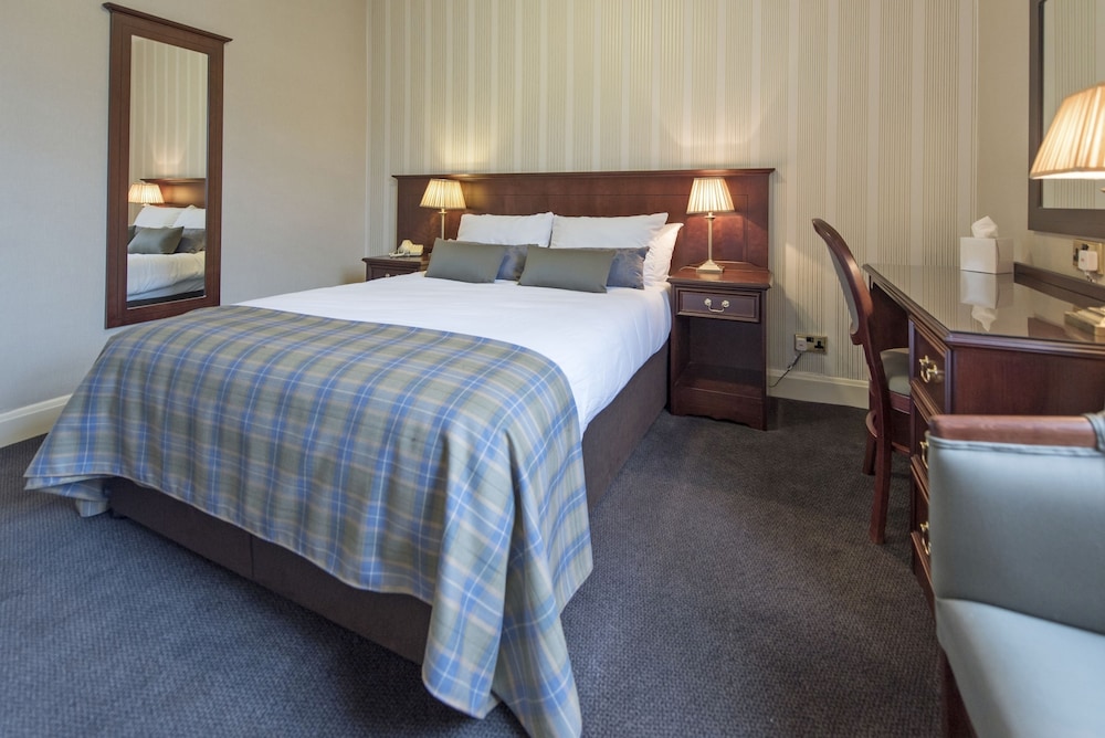 

Roma - Perth - Salutation Hotel