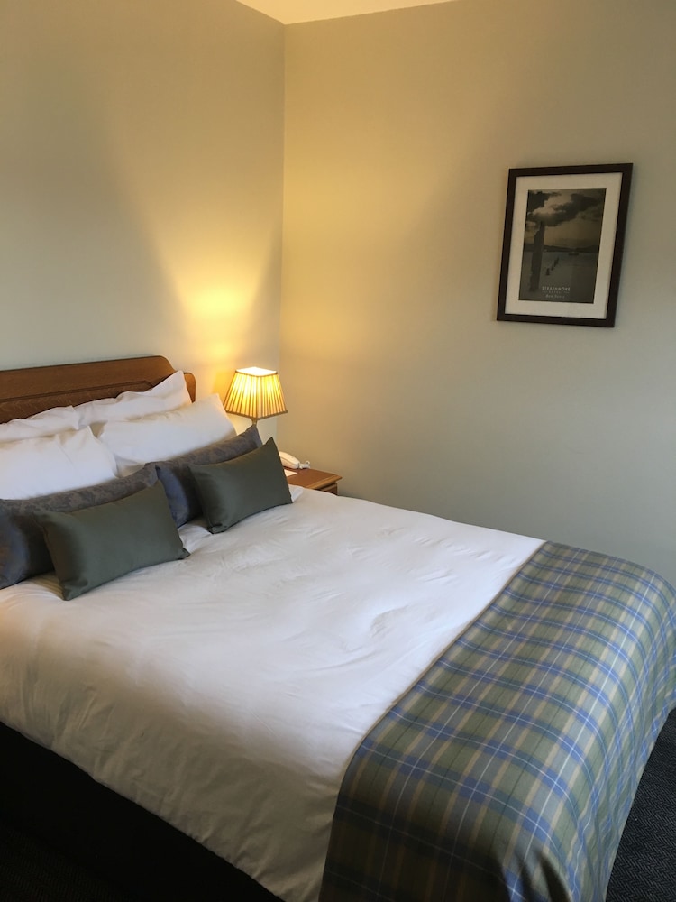 

Roma - Perth - Salutation Hotel