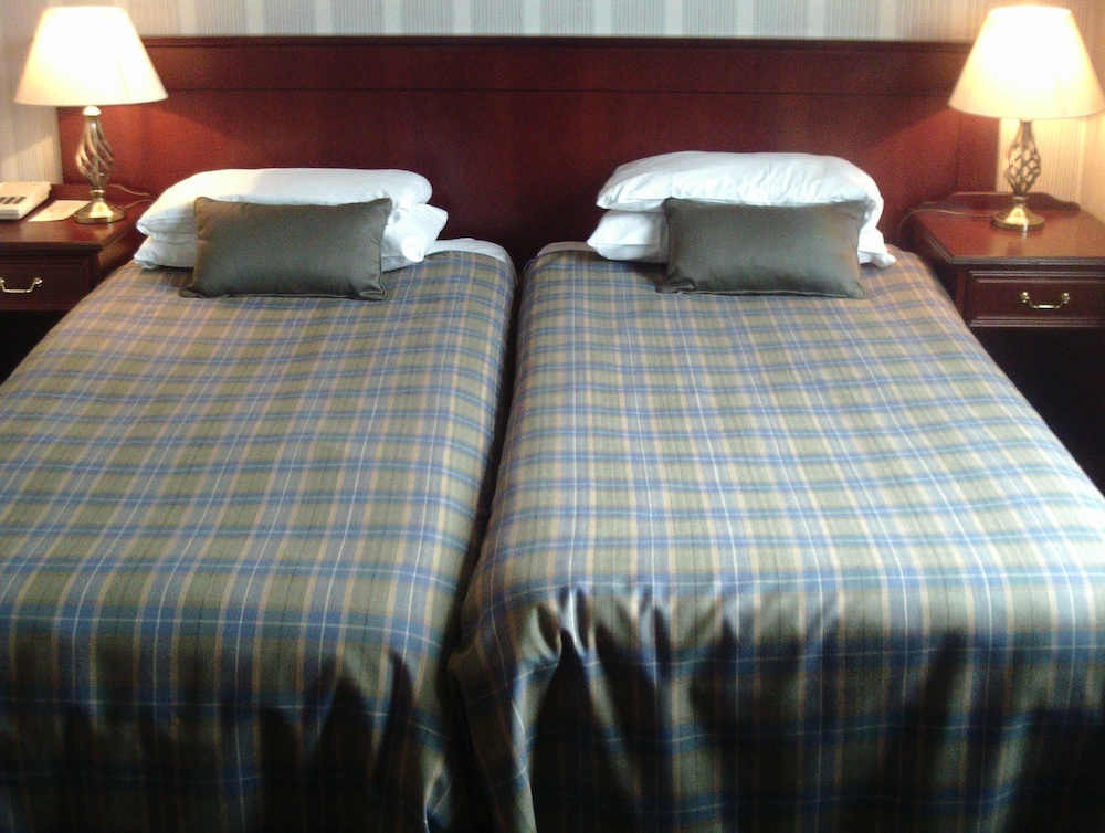

Milano - Perth - Salutation Hotel