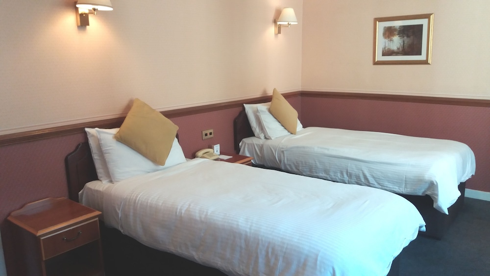 

Roma - Perth - Salutation Hotel