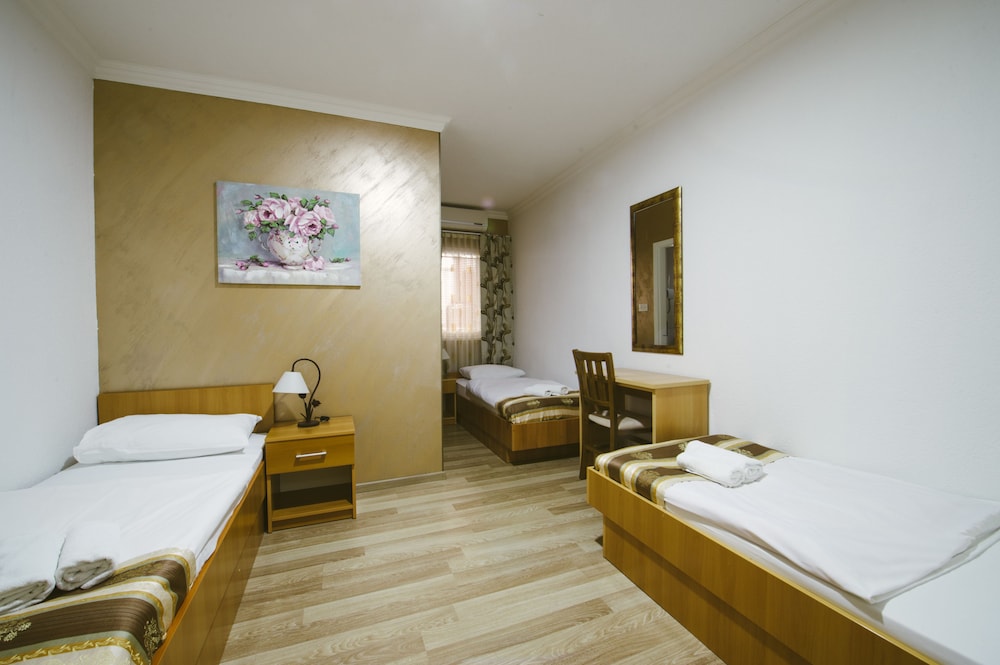 

Milano - Međugorje - Hotel Flowers