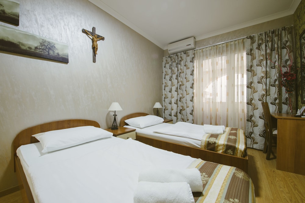 

Milano - Međugorje - Hotel Flowers