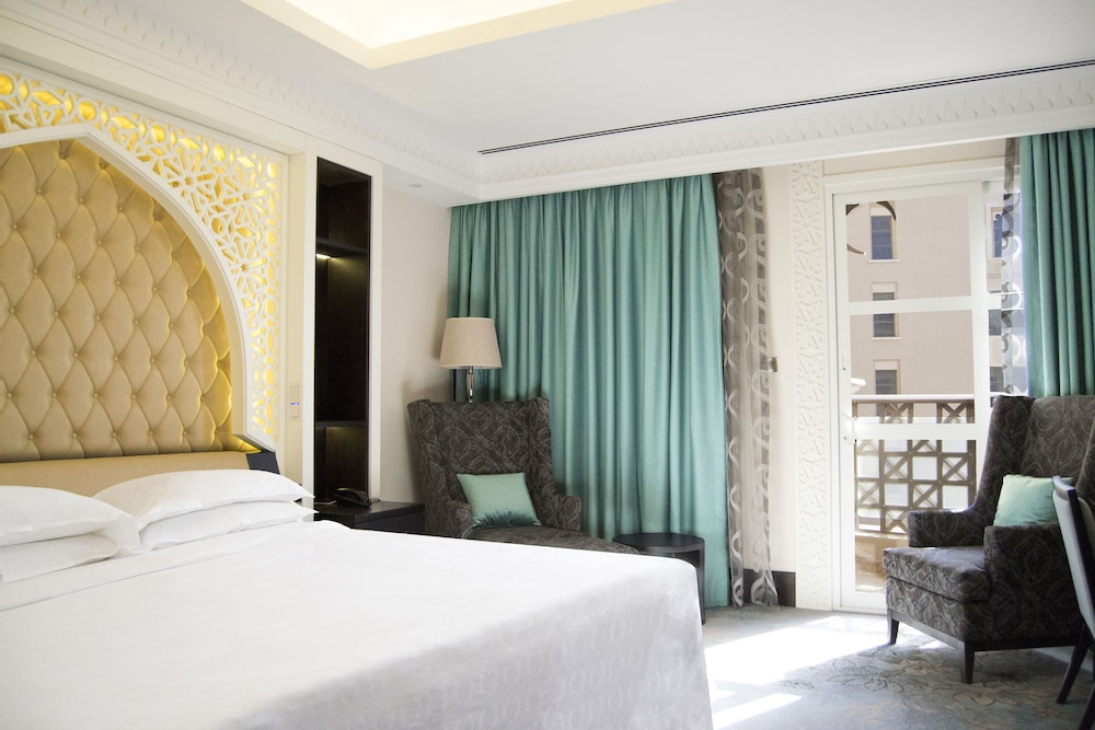 

Roma - Ajman - Sheraton Sharjah Beach Resort and Spa