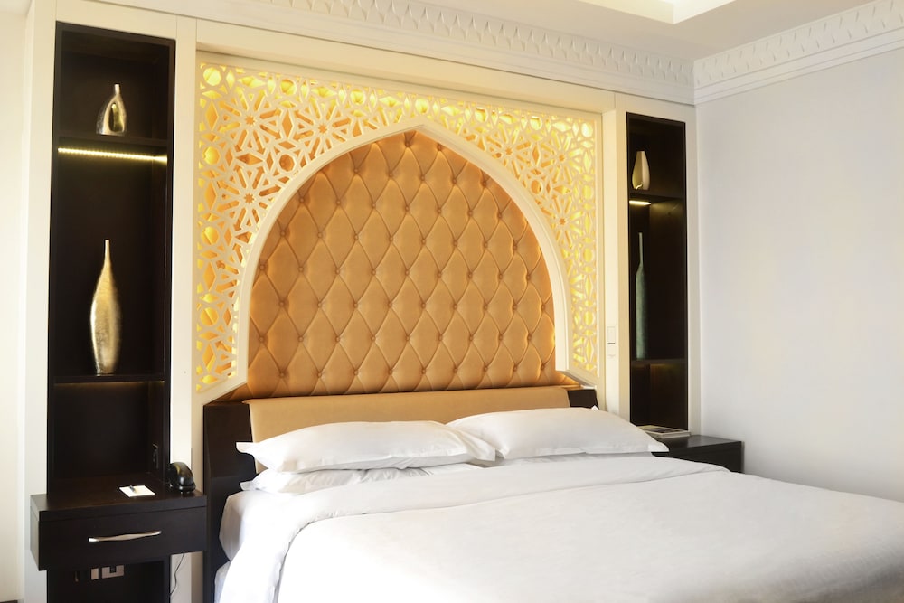 

Roma - Ajman - Sheraton Sharjah Beach Resort and Spa