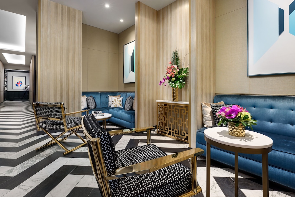 

Bari - New York - Aeroporto La Guardia - Hotel 57 by LuxUrban