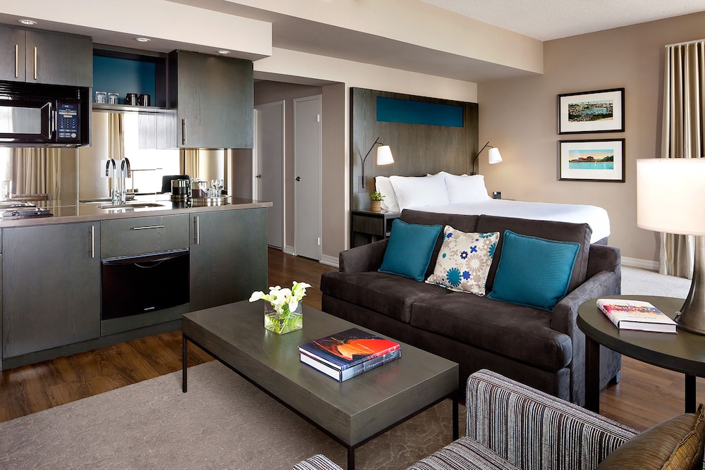 

Venezia - Toronto - One King West Hotel and Residence