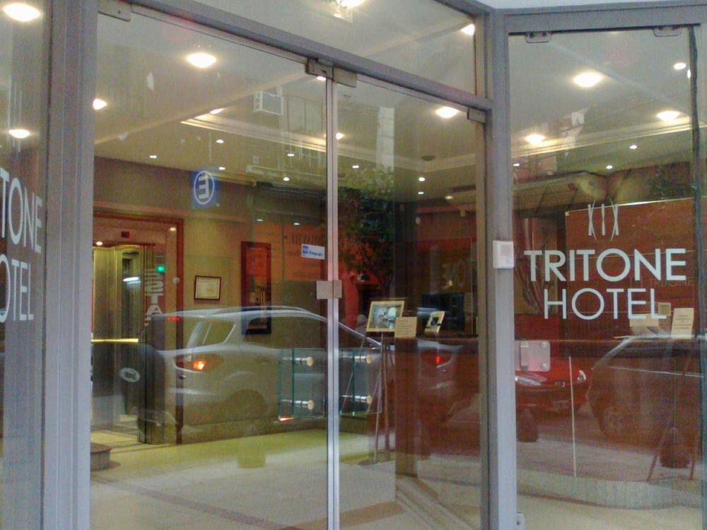 

Bari - Buenos Aires - Tritone Hotel