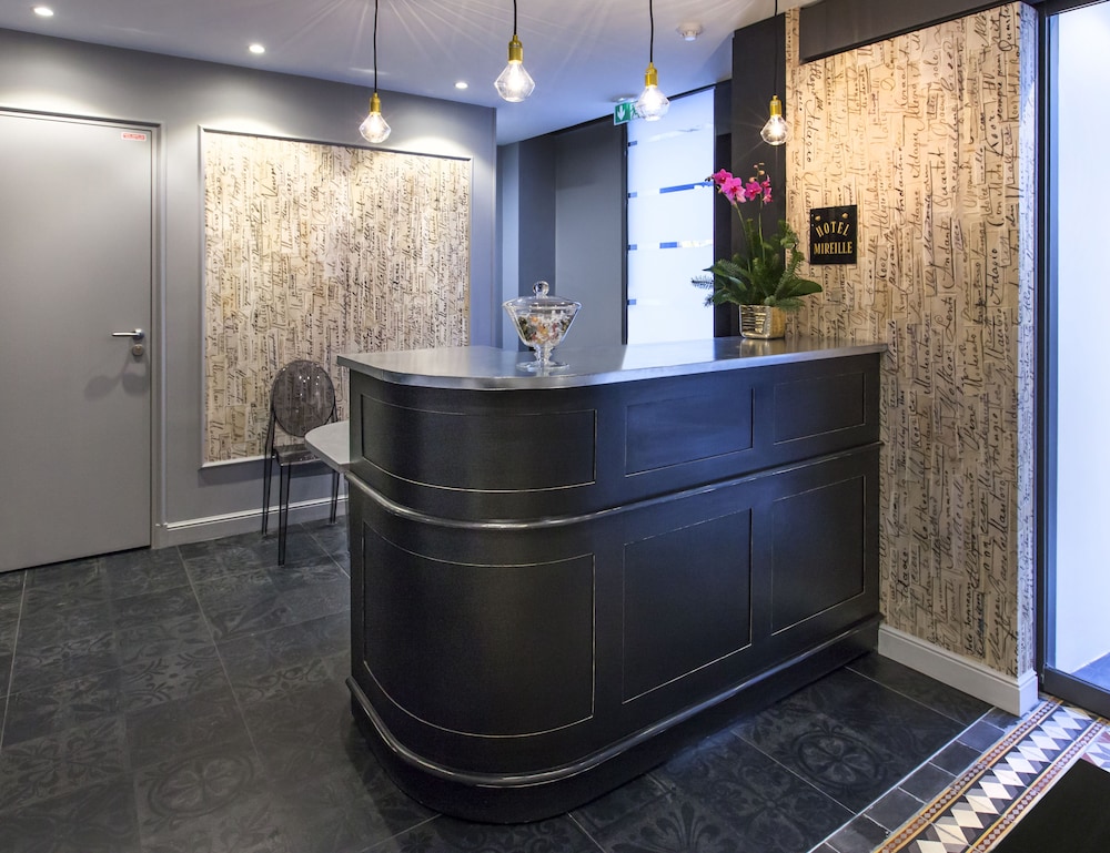 

Roma - Levallois-Perret - Hôtel Le Mireille