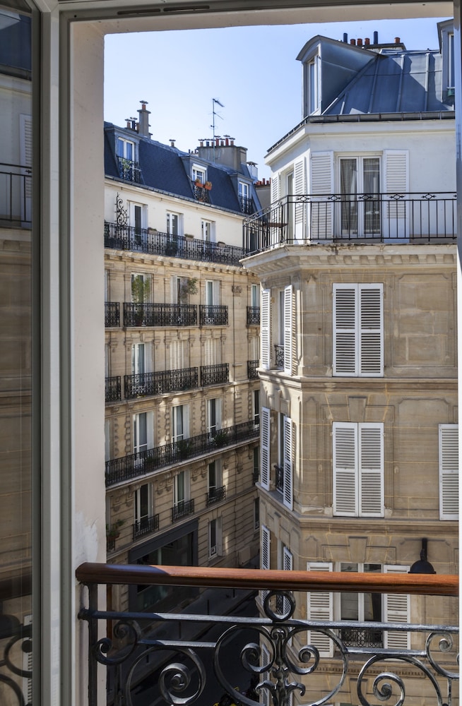 

Venezia - Clichy - Hôtel Le Mireille