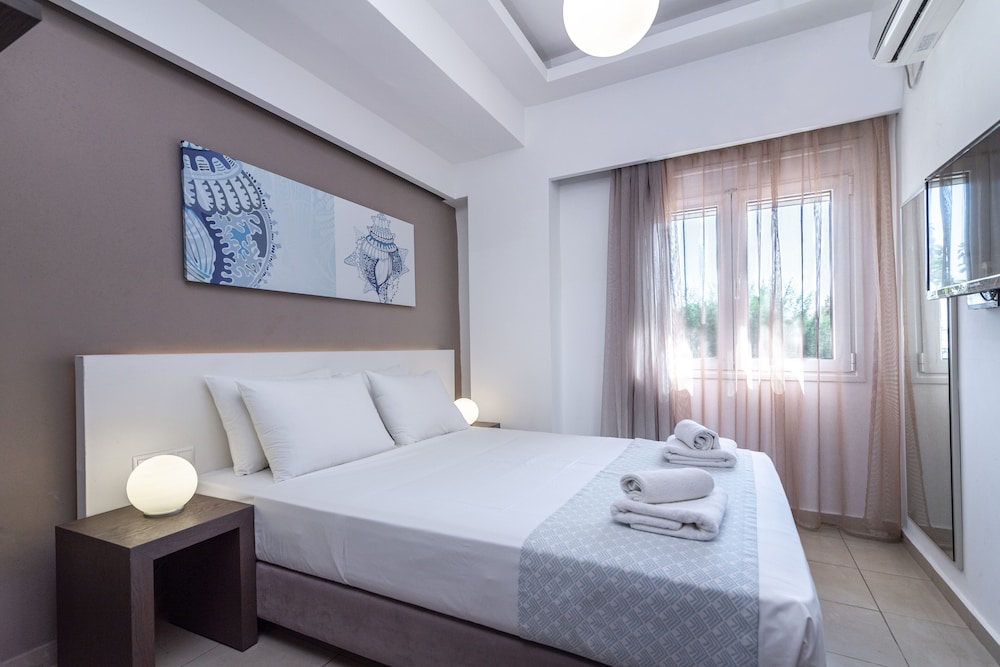 

Roma - Ierápetra - Coral Apartments