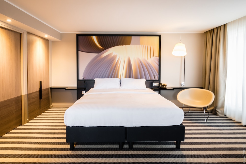 

Milano - Fort de France - Simon Hotel