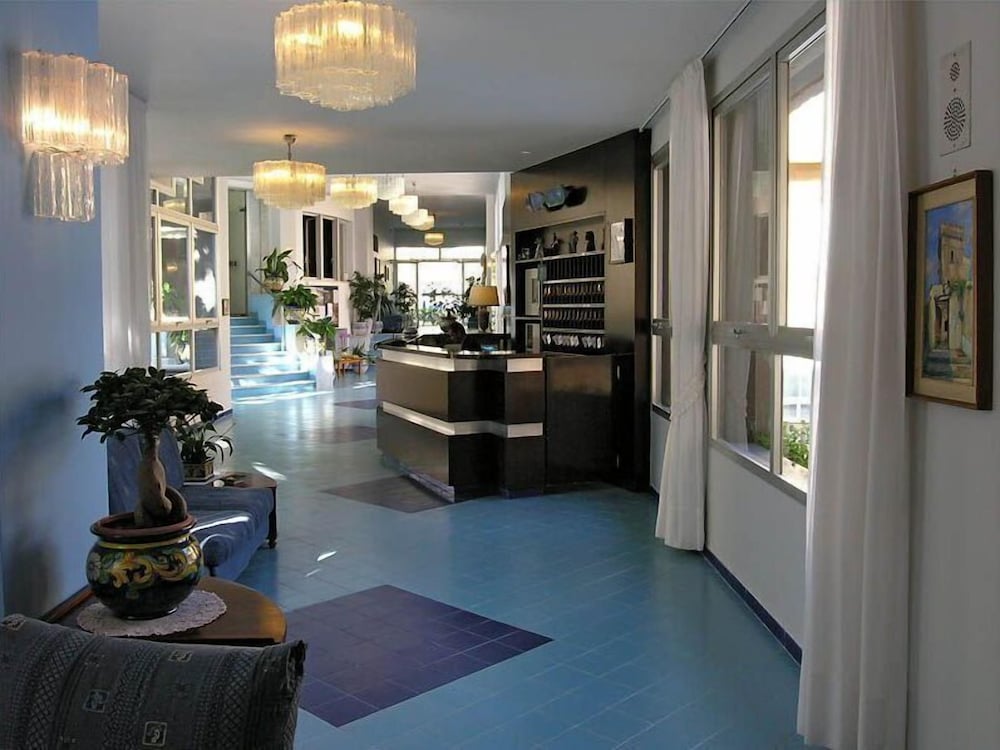 

Torino - Minori - Hotel San Pietro