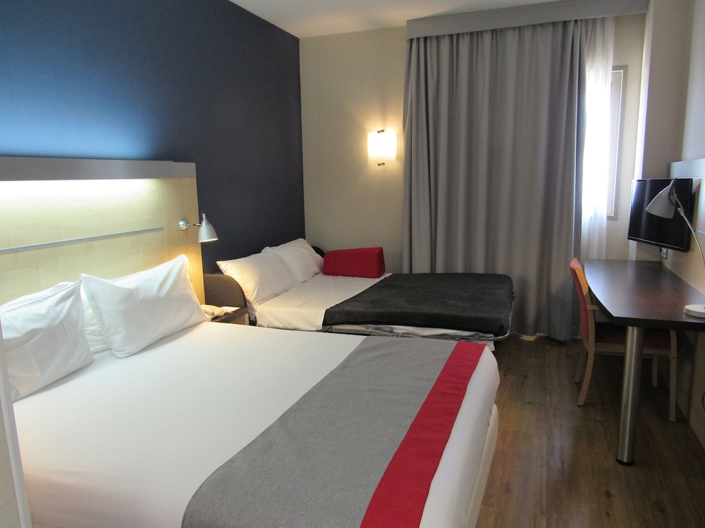 

Milano - Alcobendas - Holiday Inn Express Madrid - Alcobendas