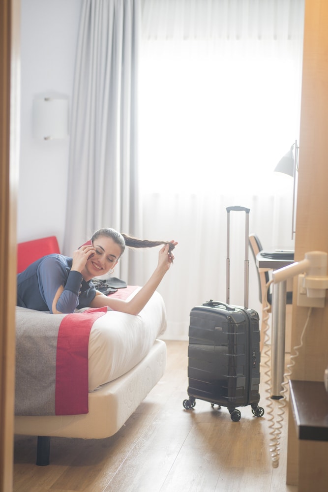 

Bologna - Alcobendas - Holiday Inn Express MADRID - ALCOBENDAS