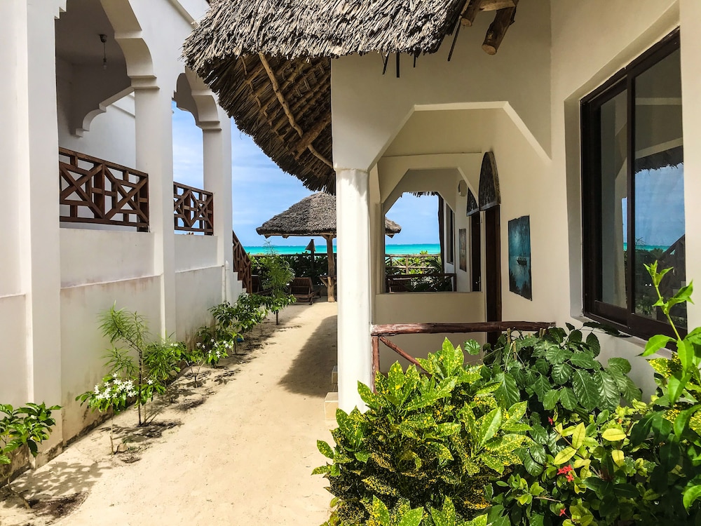 

Milano - Paje - Jambiani White Sands Bungalows
