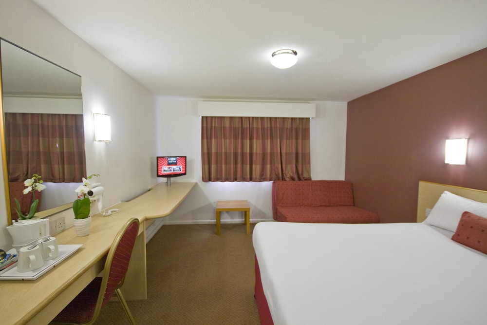 

Pescara - Stansted - Days Inn By Wyndham London Stansted Airport