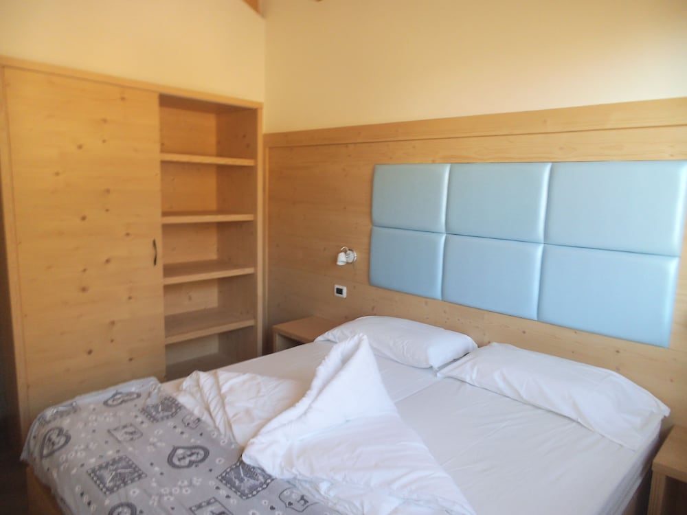 

Catania - Madonna di Campiglio - Aparthotel Dolomites Living&Relax