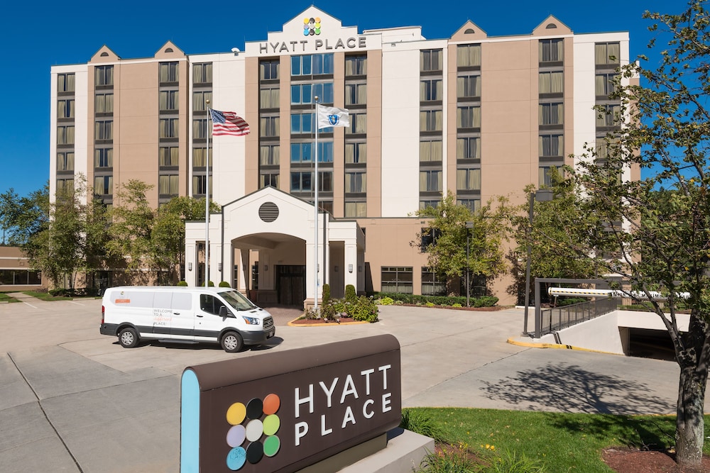 

Bari - Boston (MA) - Hyatt Place Boston/Medford