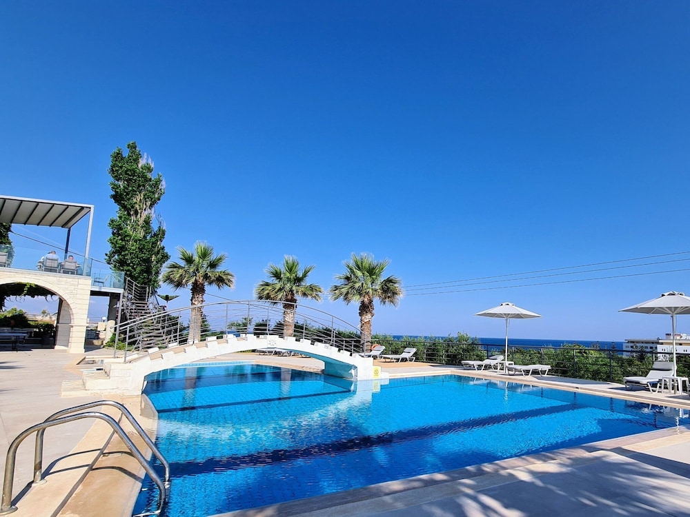 

Verona - Rethymno - Oasis Scaleta Hotel