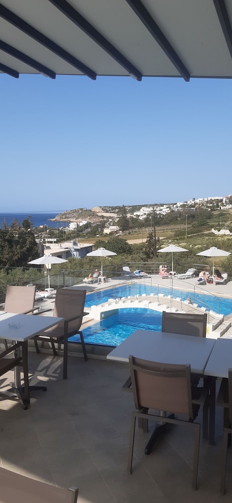 

Roma - Loutra - Oasis Scaleta Hotel