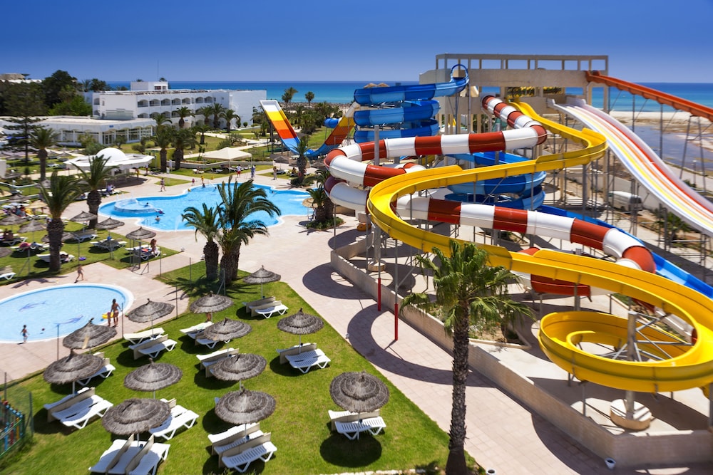 

Bari - Tunisia mare - Hammamet, Tunisia - AQI Venus Beach