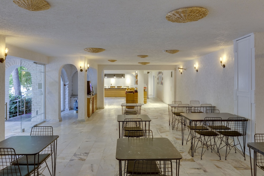 

Napoli - Bitez - Serhan Hotel