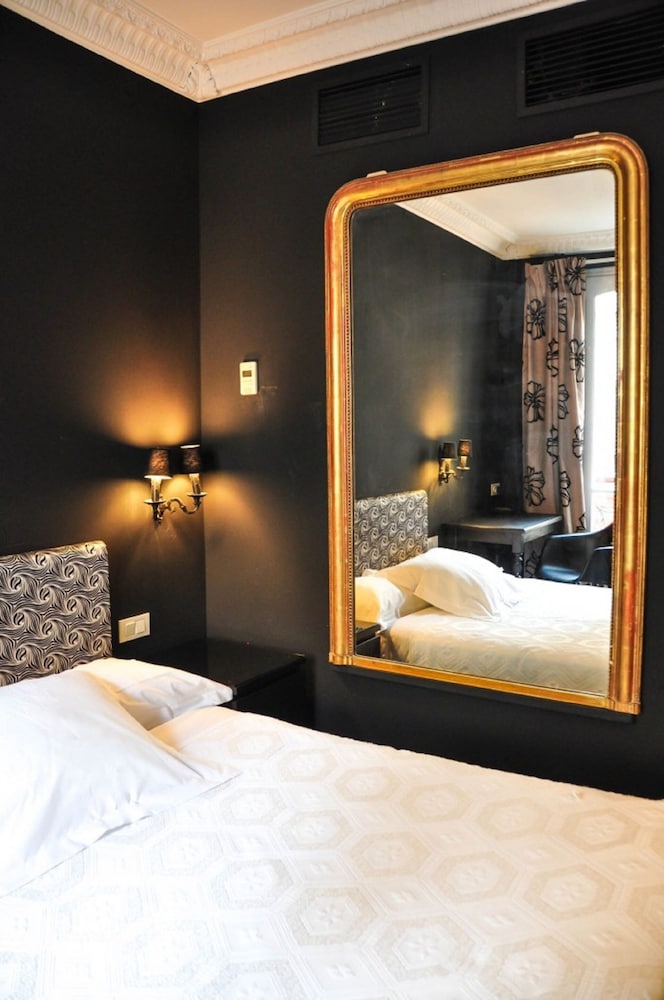 

Napoli - Levallois-Perret - Hôtel Noir