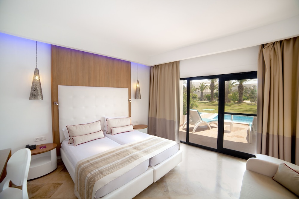 

Brindisi - Nabeul - Magic Hotels Manar