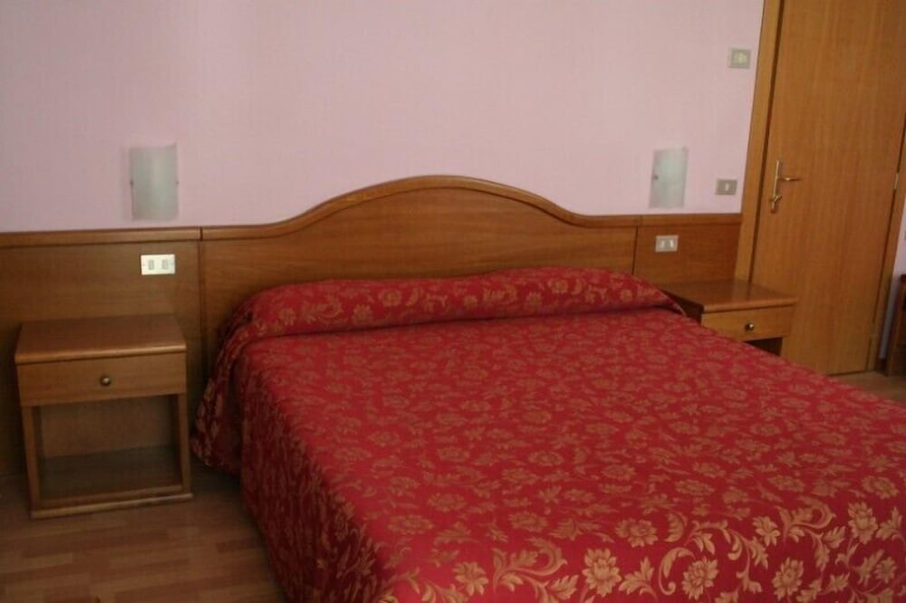 

Catania - Riva del Garda - Athos Hotel