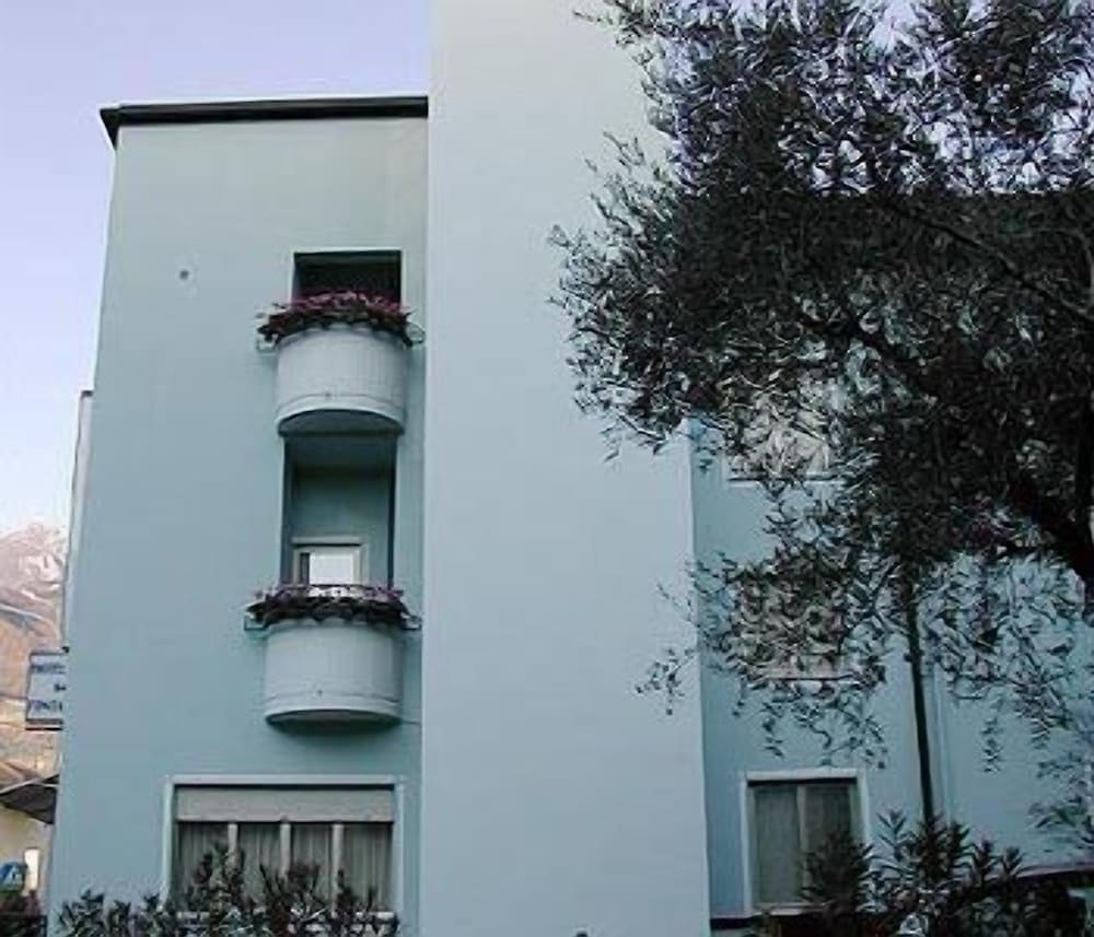 

Lamezia Terme - Arco - Athos Hotel