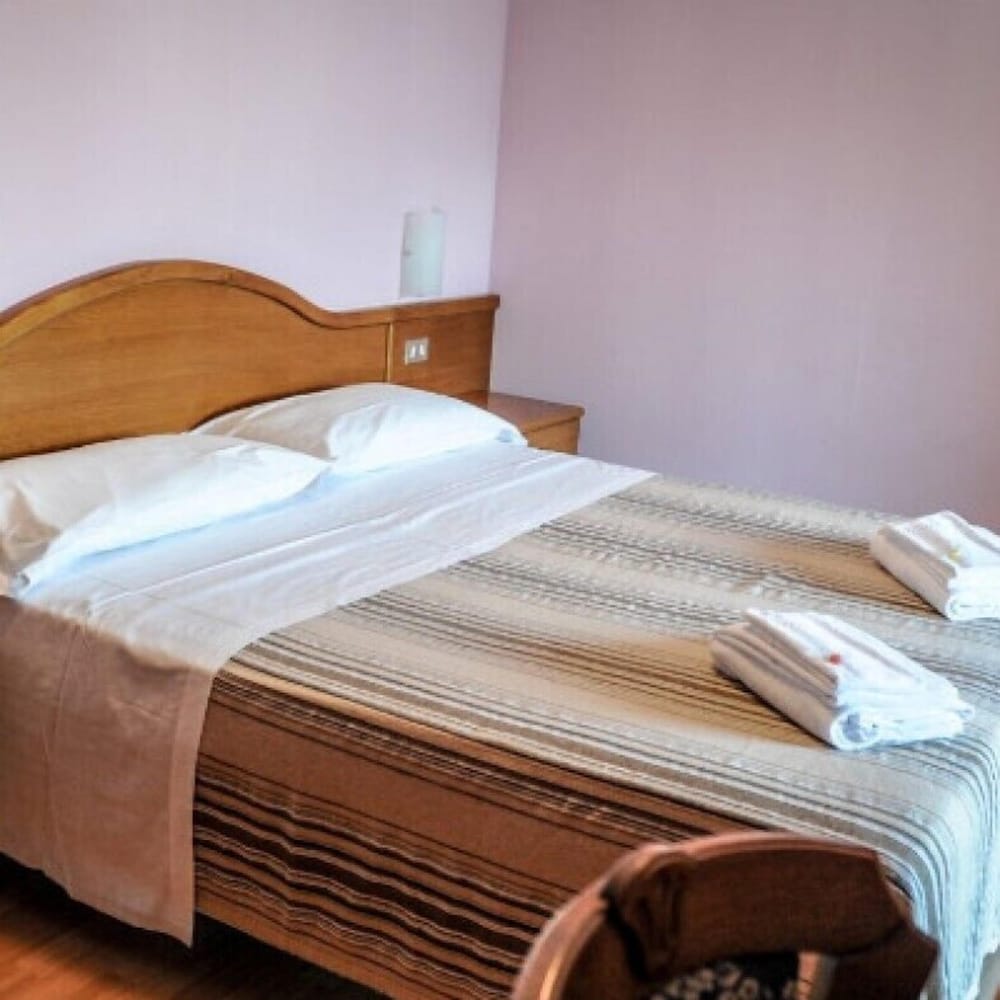 

Cagliari - Riva del Garda - Athos Hotel