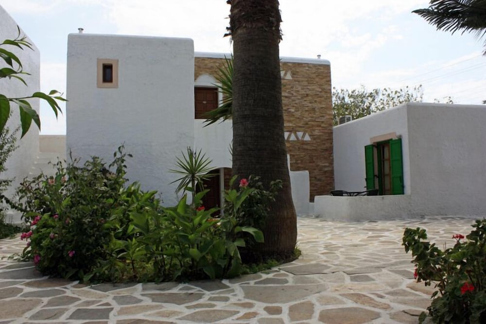 

Venezia - Stelida - Naxos Holidays