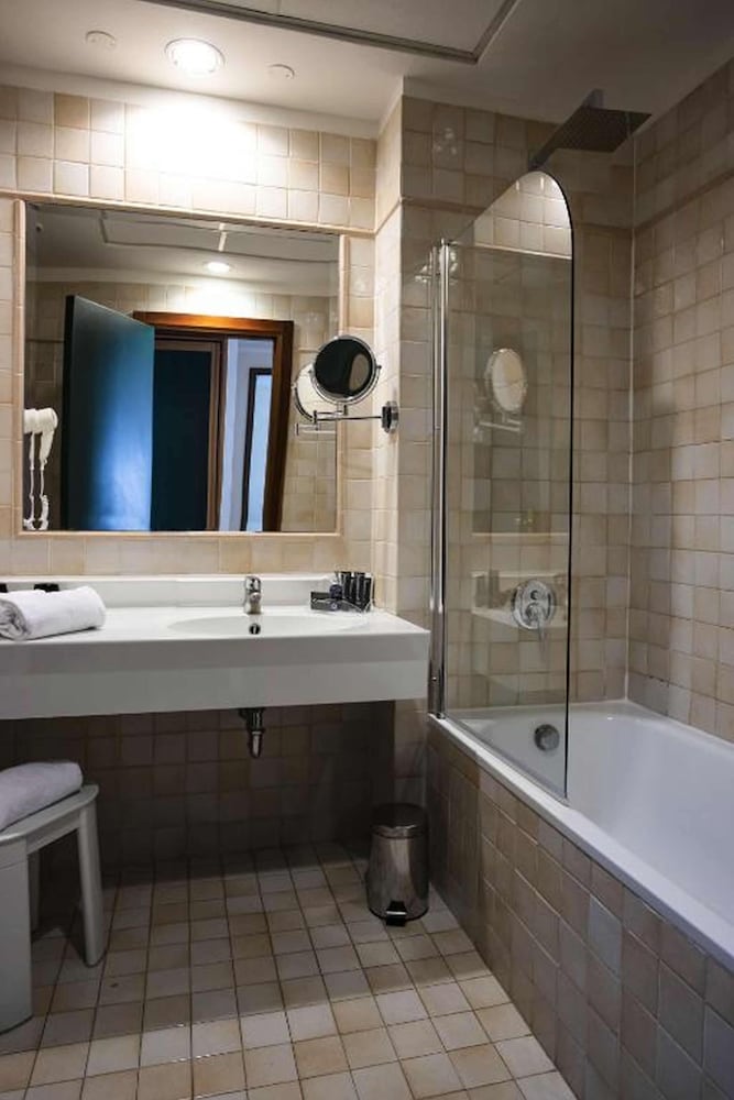 

Palermo - Mostacciano - BV Hotel Oly