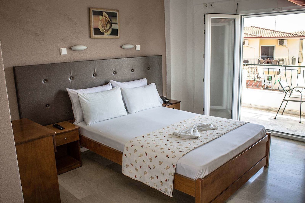 

Bologna - Kriopigi - Ilios Hotel