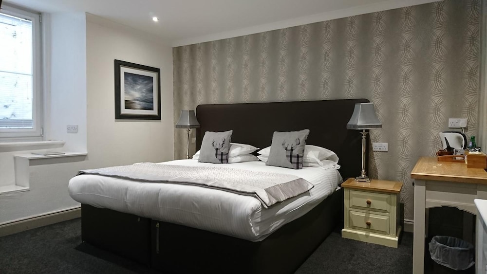

Napoli - Inverness - Redcliffe Hotel
