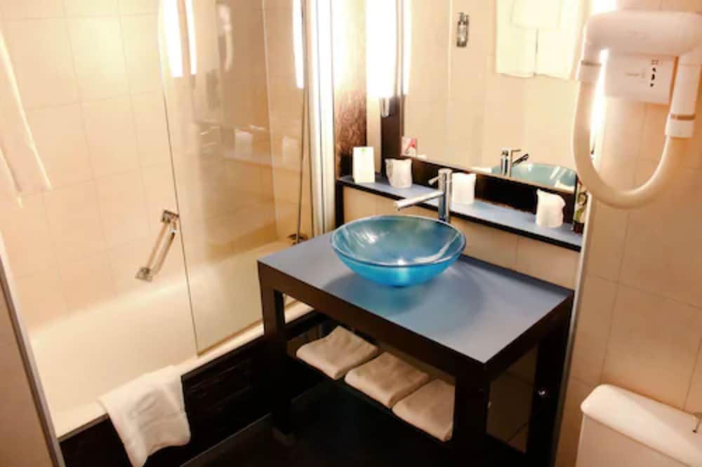 

Trieste - Ajaccio - Hôtel Castel Vecchio