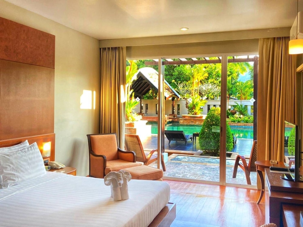 

Bologna - Ban Pa Khlok - Mission Hills Phuket Golf Resort-SHA Extra Plus