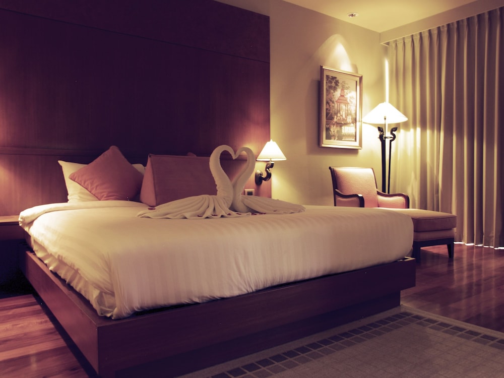 

Torino - Ban Pa Khlok - Mission Hills Phuket Golf Resort-SHA Extra Plus