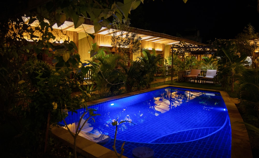 

Milano - Phumĭ Kâng Kéng - Sok Sabay Resort