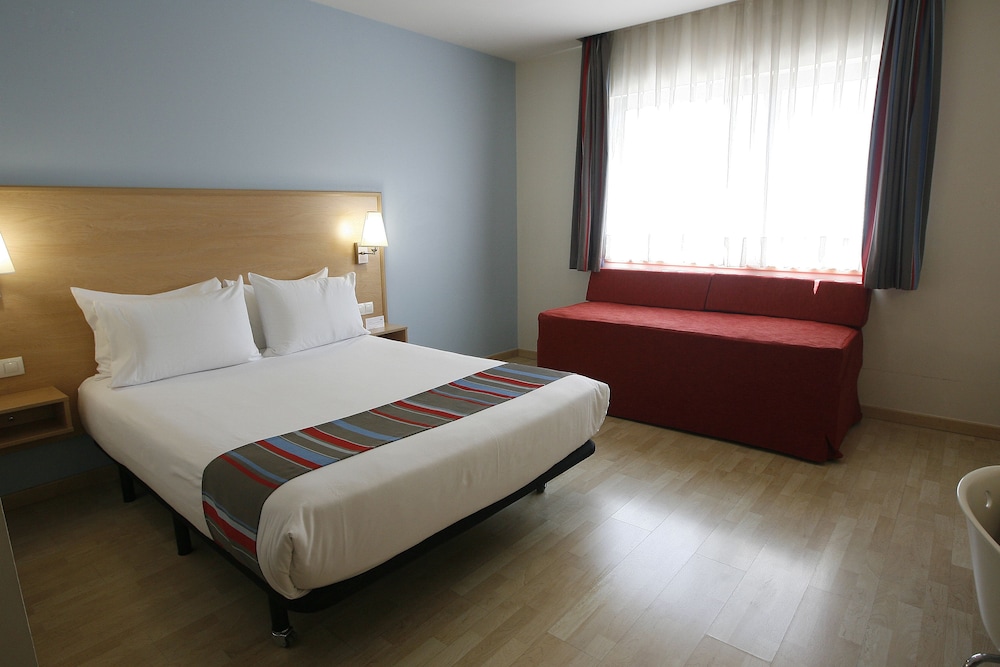 

Alghero - Hospitalet de Llobregat - Hotel Travelodge Barcelona Fira