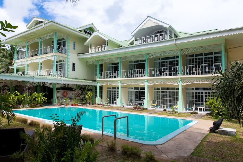 

Napoli - Grand Anse, Isola di Praslin - Palm Beach Hotel